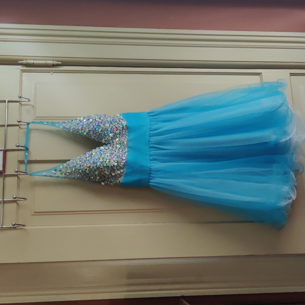 Beaded prom Quinceanera dress sz 6
